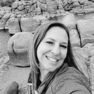 Meet your Posher, Liz